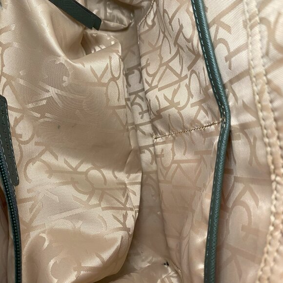 Calvin Klein Green and white shoulder bag - Picture 13 of 13